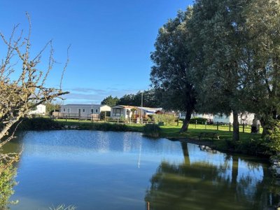 Cliquez pour découvrir toutes les photos de l'ÉTABLISSEMENT ! camping De La Plage photo 13