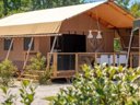 Camping Pas Cher vous présente avec son site Officiel campingpascher.fr, le Camping Le Val De Cesse classé 4 étoiles, situé sur la commune de Mirepeisset dans le département Aude (Languedoc Roussillon) en France. Le camping Le Val De Cesse, vous présente un hébergement de type lodge pour 1 personne avec climatisation et télévision. Le camping Le Val De Cesse vous propose du mercredi 01 juillet au mercredi 08 juillet 2026, en promotion à -10% pour 7 nuits à 527,40 € au lieu de 586,0 € soit une Économie de 58,60 €. Cette location propose 182 dates différentes pour réserver votre séjour. Découvrez également les 9 autres gammes d'hébergements du camping. Les Avis clients pour le Camping Le Val De Cesse sont excellents avec une note moyenne de 8 sur 10. MerRivière, Piscine chauffée, Piscine extérieure, Animation ados, Animation enfants, Club enfants, Aire de jeux enfants, Canoë-kayak, Centre équestre, Court de tennis, Ping-pong, Plongée, Pédalo, Pétanque, Randonnée, Salle de jeux vidéo, Terrain de basketball, Terrain multisports, Bar, Bureau de tabac, Dépôt de pain, Restaurant, Snack/Bar, Station-service, Supermarché, Épicerie,... En savoir plus : cliquez-ICI.
