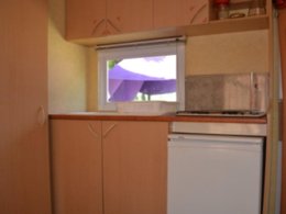 Camping Pas Cher vous présente avec son site Officiel campingpascher.fr, le Camping Le Saulou classé 3 étoiles, situé sur la commune de Monceaux Sur Dordogne dans le département Corrèze (Limousin) en France. Le camping Le Saulou, vous présente un hébergement de type mobil-home de 18 m². Le camping Le Saulou vous propose du sam. 13 juin au sam. 20 juin 2026 pour 7 nuits à 182€. Cette location propose 32 dates différentes pour réserver votre séjour. Découvrez également les 6 autres gammes d'hébergements du camping. Les Avis clients pour le Camping Le Saulou sont de 7 sur 10. Piscine extérieure, Animations familiales, Aire de jeux enfants, Canoë-kayak, Centre équestre, Cyclisme, Ping-pong, Pétanque, Randonnée, Terrain multisports, Bar, Dépôt de pain, Snack/Bar, Supermarché,... En savoir plus : cliquez-ICI.