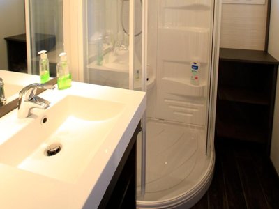 Cliquez pour découvrir toutes les photos de l'HÉBERGEMENT ! chalet - Les Hameaux Des Lacs photo 7