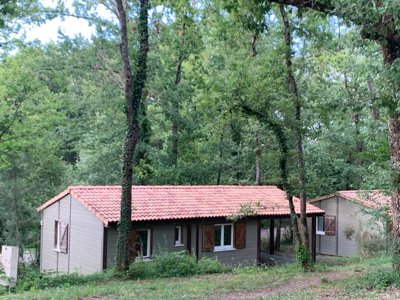 Cliquez pour découvrir toutes les photos de l'ÉTABLISSEMENT ! camping Les Hameaux Des Lacs photo 25
