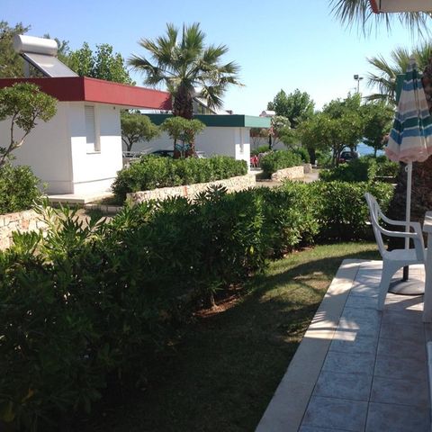 Cliquez pour découvrir toutes les photos de l'HÉBERGEMENT ! bungalow - Residence Atlantide photo 3