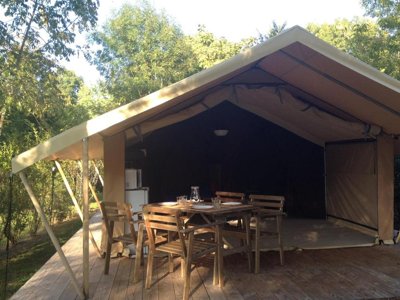 tente en toile et bois - La Cigaline photo 2
