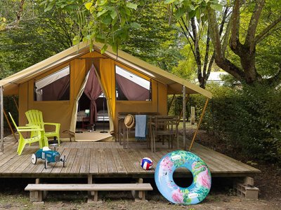 tente en toile et bois - La Cigaline photo 5