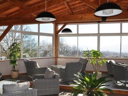 Camping Pas Cher vous présente avec son site Officiel campingpascher.fr, le Camping Midi Pyrénées classé 4 étoiles, situé sur la commune de Montrejeau dans le département Haute-garonne (Midi Pyrénées) en France. Le camping Midi Pyrénées, vous présente un hébergement de type chalet de 20 m². Le camping Midi Pyrénées vous propose du sam. 14 mars au sam. 21 mars 2026 pour 7 nuits à 196€. Cette location propose 37 dates différentes pour réserver votre séjour. Découvrez également les 7 autres gammes d'hébergements du camping. Les Avis clients pour le Camping Midi Pyrénées sont excellents avec une note moyenne de 9 sur 10. Piscine extérieure, Animations familiales, Club ados, Club enfants, Aire de jeux enfants, Baby-foot, Canoë-kayak, Centre équestre, Court de tennis, Cyclisme, Golf, Ping-pong, Piscine, Plongée, Pétanque, Randonnée, Salle de jeux vidéo, Terrain de football, Terrain multisports, Bar, Boulangerie, Dépôt de pain, Pizzeria, Plats à emporter, Snack/Bar, Station-service, Supermarché, Épicerie,... En savoir plus : cliquez-ICI.