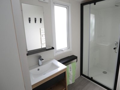 Cliquez pour découvrir toutes les photos de l'HÉBERGEMENT ! mobil-home - Paradis Val De Trie photo 7