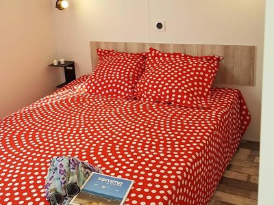 Cliquez pour découvrir toutes les photos de l'HÉBERGEMENT ! mobil-home - Paradis Val De Trie photo 3