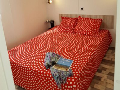 Cliquez pour découvrir toutes les photos de l'HÉBERGEMENT ! mobil-home - Paradis Val De Trie photo 7