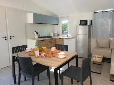 Cliquez pour découvrir toutes les photos de l'HÉBERGEMENT ! mobil-home - Paradis Val De Trie photo 2