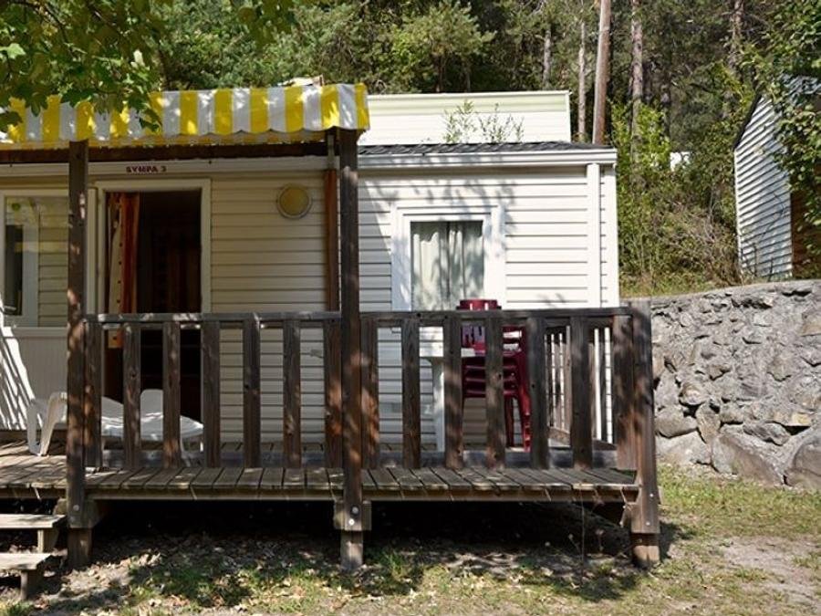 Camping Pas Cher vous présente avec son site Officiel campingpascher.fr, le Camping Domaine De L'Ubaye classé 5 étoiles, situé sur la commune de Meolans Revel dans le département Alpes-de-haute-provence (Provence Alpes Côte D'azur) en France. Le camping Domaine De L'Ubaye, vous présente un hébergement de type mobil-home de 16 m². Le camping Domaine De L'Ubaye vous propose du jeudi 11 juin au jeudi 18 juin 2026 pour 7 nuits à 406€. Cette location propose 28 dates différentes pour réserver votre séjour. Découvrez également les 14 autres gammes d'hébergements du camping. Les Avis clients pour le Camping Domaine De L'Ubaye sont excellents avec une note moyenne de 8 sur 10. Rivière, Piscine chauffée, Piscine extérieure, Animation enfants, Aire de jeux enfants, Baby-foot, Canoë-kayak, Centre équestre, Court de tennis, Parcours sportif, Ping-pong, Pétanque, Randonnée, Salle de jeux vidéo, Terrain de basketball, Terrain de football, Terrain de volley-ball, Bar, Dépôt de pain, Plats à emporter, Restaurant, Snack/Bar, Supermarché, Épicerie,... En savoir plus : cliquez-ICI.