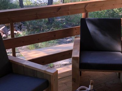 Cliquez pour découvrir toutes les photos de l'HÉBERGEMENT ! tente en toile et bois - Domaine De L'Ubaye photo 2
