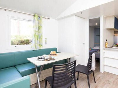 Cliquez pour découvrir toutes les photos de l'HÉBERGEMENT ! bungalow - Lou Pignada photo 2