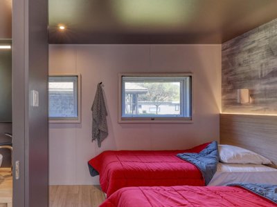 Cliquez pour découvrir toutes les photos de l'HÉBERGEMENT ! mobil-home - Nantes Camping photo 8