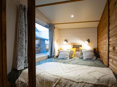 Cliquez pour découvrir toutes les photos de l'HÉBERGEMENT ! chalet - Nantes Camping photo 6