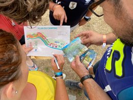 Camping Pas Cher vous présente avec son site Officiel campingpascher.fr, le Camping Nantes Camping classé 5 étoiles, situé sur la commune de Nantes dans le département Loire-atlantique (Pays De La Loire) en France. Le camping Nantes Camping, vous présente un hébergement de type chalet de 28 m² pour 4 personnes et télévision. Le camping Nantes Camping vous propose du sam. 07 mars au sam. 14 mars 2026, en promotion à -20% pour 7 nuits à 580,80 € au lieu de 726,0 € soit une Économie de 145,20 €. Cette location propose 146 dates différentes pour réserver votre séjour. Découvrez également les 18 autres gammes d'hébergements du camping. Les Avis clients pour le Camping Nantes Camping sont excellents avec une note moyenne de 8 sur 10. Piscine couverte, Piscine extérieure, Animations familiales, Aire de jeux enfants, Ping-pong, Pétanque, Dépôt de pain, Pizzeria, Plats à emporter, Restaurant, Épicerie,... En savoir plus : cliquez-ICI.