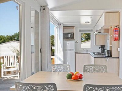 Cliquez pour découvrir toutes les photos de l'HÉBERGEMENT ! mobil-home - Domaine De La Marina photo 2