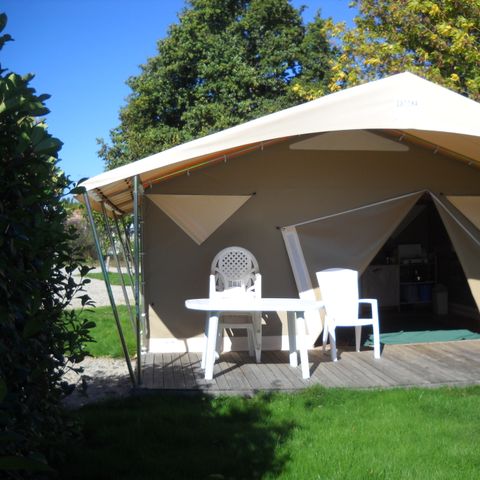 Cliquez pour découvrir toutes les photos de l'HÉBERGEMENT ! bungalow toilé - Le Moulin De Rambourg photo 4