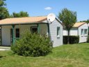 Cliquez pour découvrir toutes les photos de l'HÉBERGEMENT ! chalet - camping Le Moulin De Rambourg photo 2