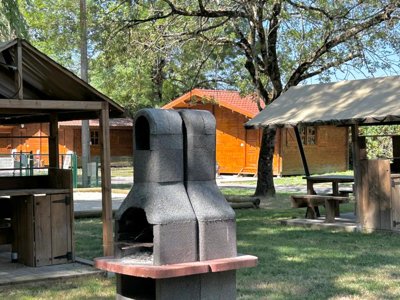 Cliquez pour découvrir toutes les photos de l'ÉTABLISSEMENT ! camping Les 2 Salamandres photo 25