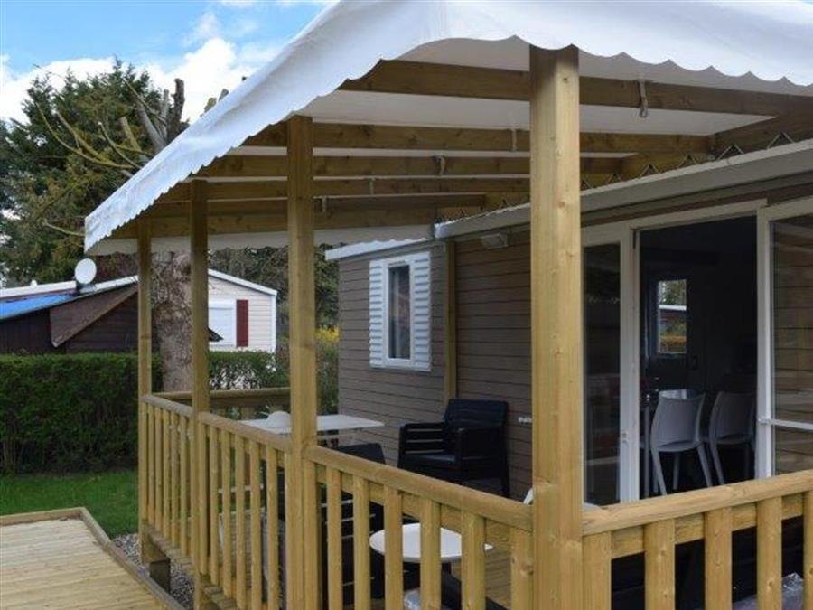 Camping Pas Cher vous présente avec son site Officiel campingpascher.fr, le Camping Chateau De Bouafles classé 4 étoiles, situé sur la commune de Bouafles dans le département Eure (Haute Normandie) en France. Le camping Chateau De Bouafles, vous présente un hébergement de type mobil-home de 24 m² pour 2 personnes et télévision. Le camping Chateau De Bouafles vous propose du dimanche 30 août au dimanche 06 septembre 2026 pour 7 nuits à 370€. Cette location propose 106 dates différentes pour réserver votre séjour. Découvrez également les 16 autres gammes d'hébergements du camping. Les Avis clients pour le Camping Chateau De Bouafles sont de 7 sur 10. Aire de jeux enfants, Canoë-kayak, Court de tennis, Cyclisme, Golf, Parcours sportif, Piscine, Pétanque, Randonnée, Terrain multisports, Bar, Dépôt de pain,... En savoir plus : cliquez-ICI.