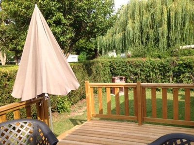 Cliquez pour découvrir toutes les photos de l'HÉBERGEMENT ! mobil-home - Chateau De Bouafles photo 5