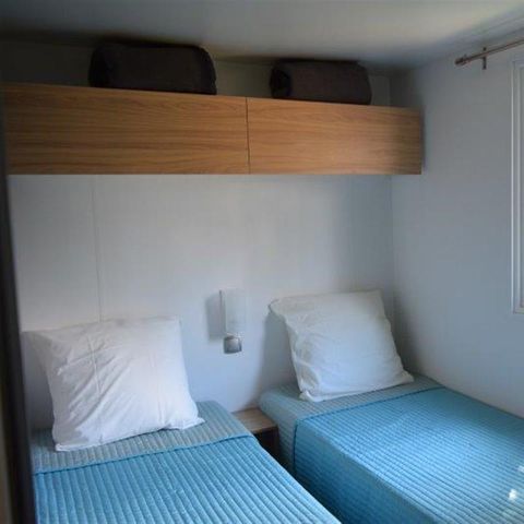 Cliquez pour découvrir toutes les photos de l'HÉBERGEMENT ! mobil-home - Chateau De Bouafles photo 4