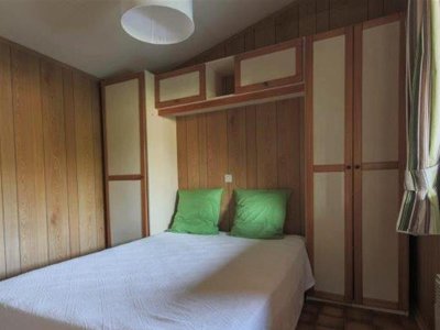 Cliquez pour découvrir toutes les photos de l'HÉBERGEMENT ! mobil-home - Chateau De Bouafles photo 3
