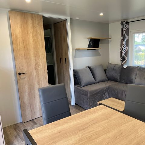 Cliquez pour découvrir toutes les photos de l'HÉBERGEMENT ! mobilhome - Chateau De Bouafles photo 2