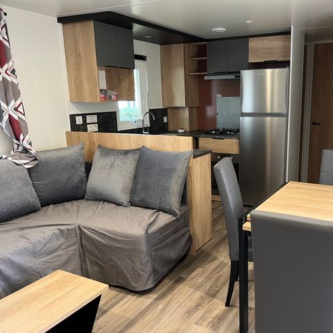 Cliquez pour découvrir toutes les photos de l'HÉBERGEMENT ! mobilhome - Chateau De Bouafles photo 3