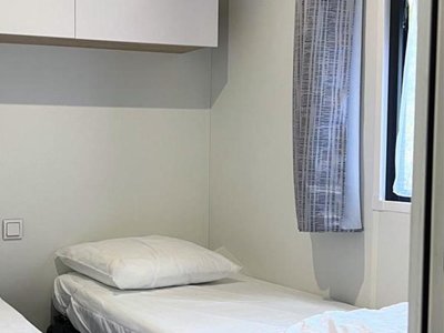 Cliquez pour découvrir toutes les photos de l'HÉBERGEMENT ! mobil-home - Chateau De Bouafles photo 10