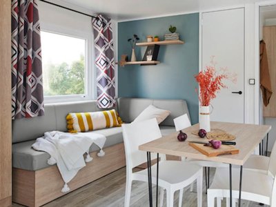 Cliquez pour découvrir toutes les photos de l'HÉBERGEMENT ! mobil-home - Chateau De Bouafles photo 3