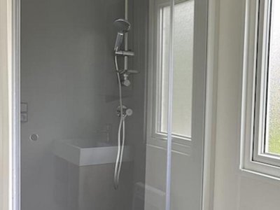 Cliquez pour découvrir toutes les photos de l'HÉBERGEMENT ! mobil-home - Chateau De Bouafles photo 12