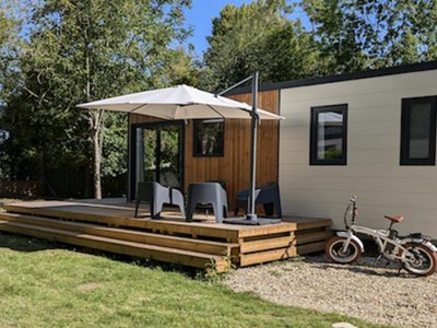 Cliquez pour découvrir toutes les photos de l'HÉBERGEMENT ! mobil-home - Chateau De Bouafles photo 2