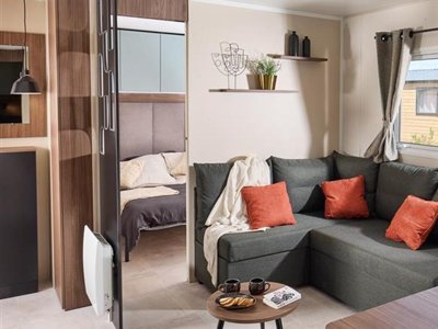 Cliquez pour découvrir toutes les photos de l'HÉBERGEMENT ! mobil-home - Chateau De Bouafles photo 3