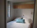 Cliquez pour découvrir toutes les photos de l'HÉBERGEMENT ! mobil-home - camping Chateau De Bouafles photo 3