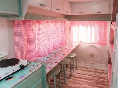 Cliquez pour découvrir toutes les photos de l'HÉBERGEMENT ! caravane - Miramar photo 2