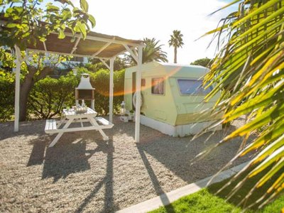 Cliquez pour découvrir toutes les photos de l'HÉBERGEMENT ! caravane - Miramar photo 2