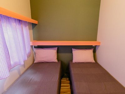 Cliquez pour découvrir toutes les photos de l'HÉBERGEMENT ! mobil-home - Miramar photo 3