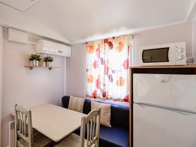 Cliquez pour découvrir toutes les photos de l'HÉBERGEMENT ! mobil-home - Miramar photo 3