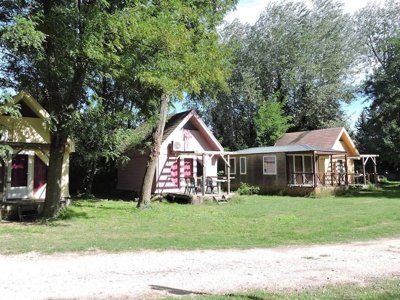 Cliquez pour découvrir toutes les photos de l'ÉTABLISSEMENT ! camping Paradis Bellerive photo 3