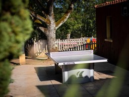 Camping Pas Cher vous présente avec son site Officiel campingpascher.fr, le Camping Domaine Le Quercy classé 4 étoiles, situé sur la commune de Gourdon dans le département Lot (Midi-pyrénées) en France. Le camping Domaine Le Quercy vous propose un hébergement de type mobil-home de 28 m². L'établissement vous propose 10 autres types d'hébergements. Découvrez tous nos séjours à petits prix dans la commune et aux alentours de Gourdon du département : Lot (Midi-pyrénées). Les Avis clients pour le Camping Domaine Le Quercy sont excellents avec une note moyenne de 8 sur 10. Lac, Piscine chauffée, Piscine extérieure, Animations familiales, Club enfants, Aire de jeux enfants, Canoë-kayak, Centre équestre, Court de tennis, Ping-pong, Pétanque, Terrain de volley-ball, Terrain multisports, Bar, Dépôt de pain, Pizzeria, Plats à emporter, Restaurant, Snack/Bar, Supermarché, Épicerie,... En savoir plus : cliquez-ICI.