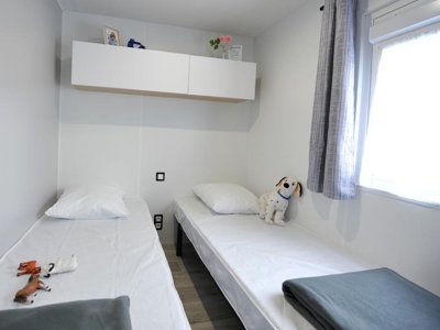 Cliquez pour découvrir toutes les photos de l'HÉBERGEMENT ! mobil-home - Préjoly photo 2