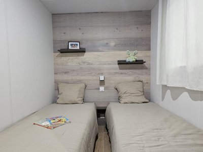 Cliquez pour découvrir toutes les photos de l'HÉBERGEMENT ! mobil-home - Sites Et Paysages - Les Pinèdes photo 4