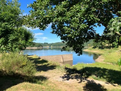 Cliquez pour découvrir toutes les photos de l'ÉTABLISSEMENT ! camping Les Rives Du Lac Du Laouzas photo 17