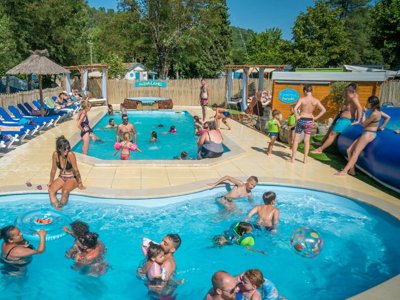 Cliquez pour découvrir toutes les photos de l'ÉTABLISSEMENT ! camping Paradis Family Des Issoux D'Ardèche photo 5