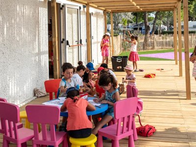 Cliquez pour découvrir toutes les photos de l'ÉTABLISSEMENT ! camping Club La Côte Des Roses 4* - MS VACANCES photo 13