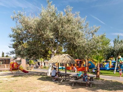 Cliquez pour découvrir toutes les photos de l'ÉTABLISSEMENT ! camping Club La Côte Des Roses 4* - MS VACANCES photo 17