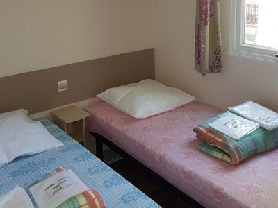 Cliquez pour découvrir toutes les photos de l'HÉBERGEMENT ! mobil-home - Les Bonnets photo 4