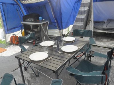 Cliquez pour découvrir toutes les photos de l'HÉBERGEMENT ! tente - Plein Air Neuvicois photo 2