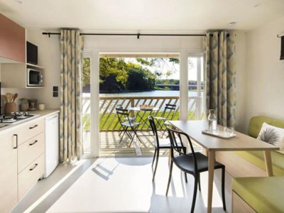 Cliquez pour découvrir toutes les photos de l'HÉBERGEMENT ! mobil-home - Le Raguènes Plage photo 2